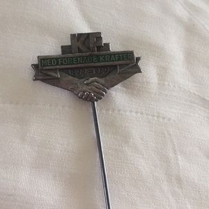 Finland Med forenade krafters pin